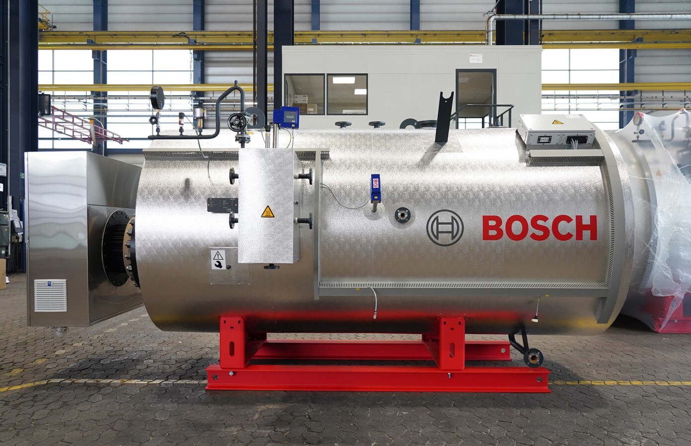 Bosch_presenta_su_nueva_caldera_de_vapor_100_eléctrica.jpg